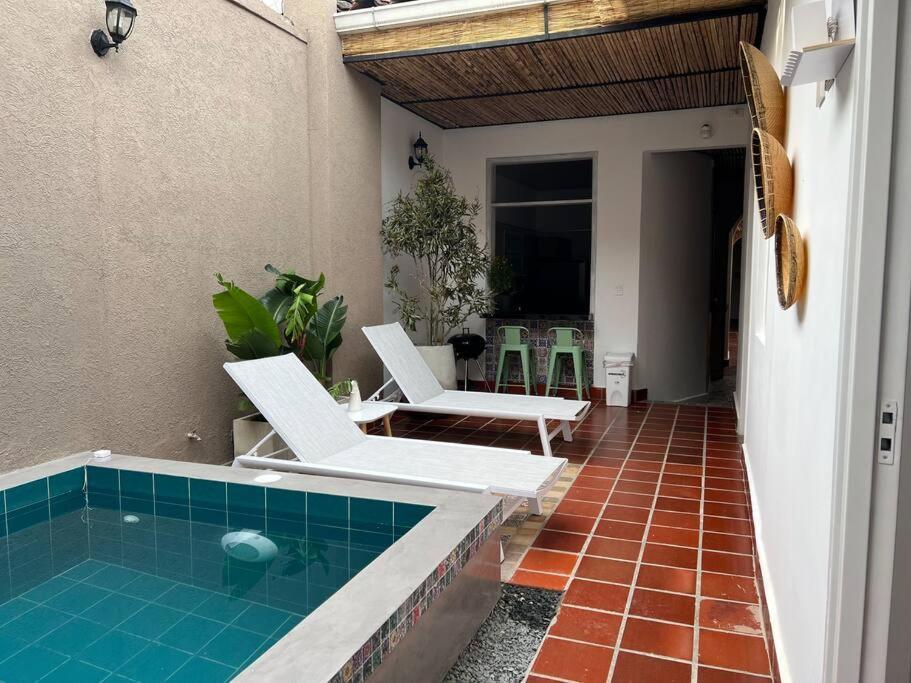Nueva En San Antonio Cali, La Casa De Tona Villa ภายนอก รูปภาพ