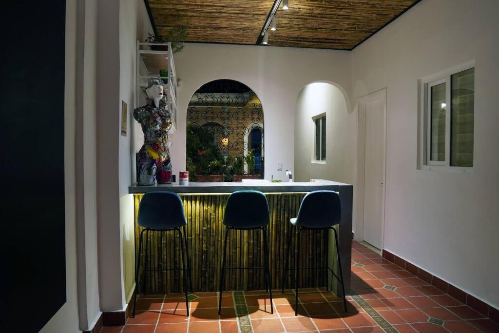 Nueva En San Antonio Cali, La Casa De Tona Villa ภายนอก รูปภาพ